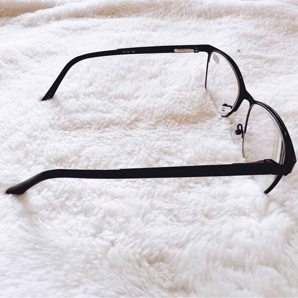 Elliott Black Classic Sleek Reader Glasses - Picture 6 of 9